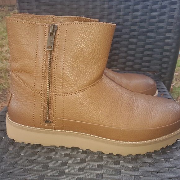 BNIB UGG Deconstructed Mini Zip Boot - Chestnut US 8/EU 39 - Picture 14 of 16